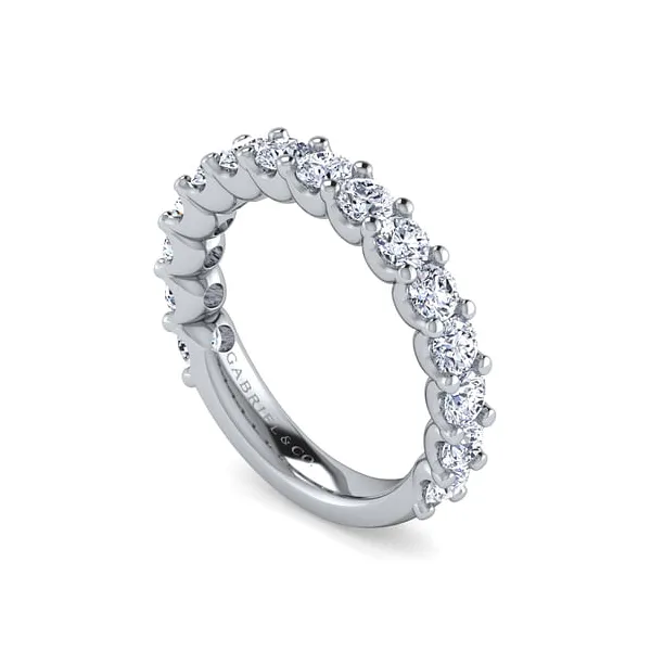 Diamond Wedding Band Image 2 Quest Fine Jewelers Fairfax, VA