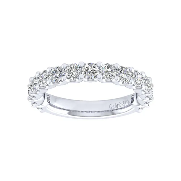 Diamond Wedding Band Image 3 Quest Fine Jewelers Fairfax, VA