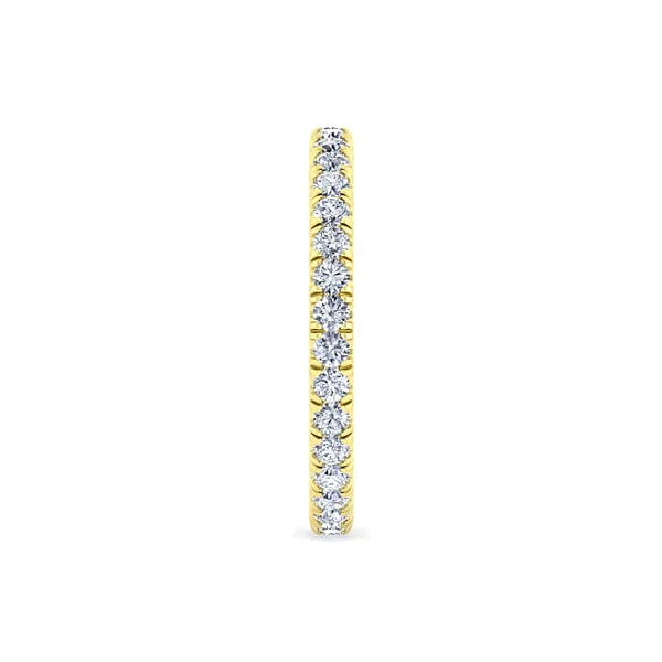 Diamond Wedding Band Image 4 Quest Fine Jewelers Fairfax, VA