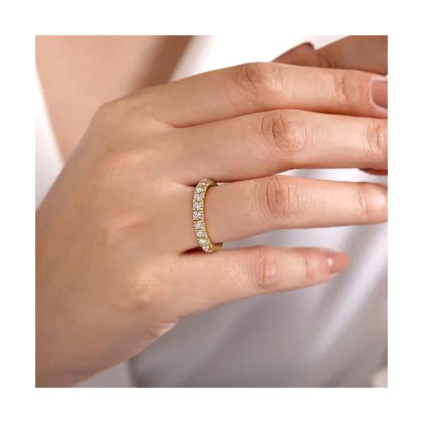 Diamond Wedding Band Image 2 Quest Fine Jewelers Fairfax, VA
