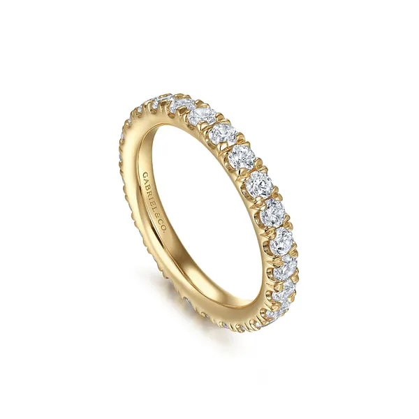 Diamond Wedding Band Image 4 Quest Fine Jewelers Fairfax, VA