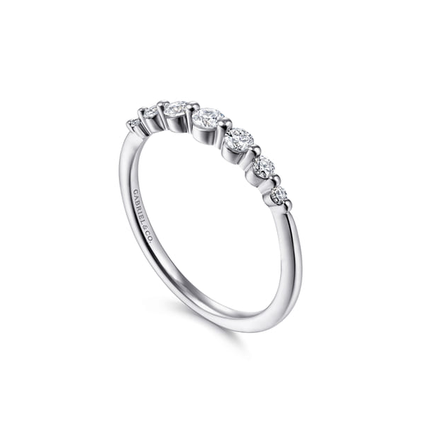 Diamond Wedding Band Image 2 Quest Fine Jewelers Fairfax, VA