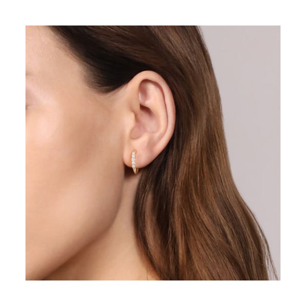 Diamond Earrings Image 2 Quest Fine Jewelers Fairfax, VA