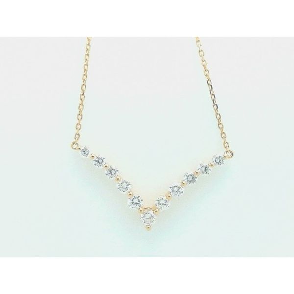 Diamond Necklace Quest Fine Jewelers Fairfax, VA