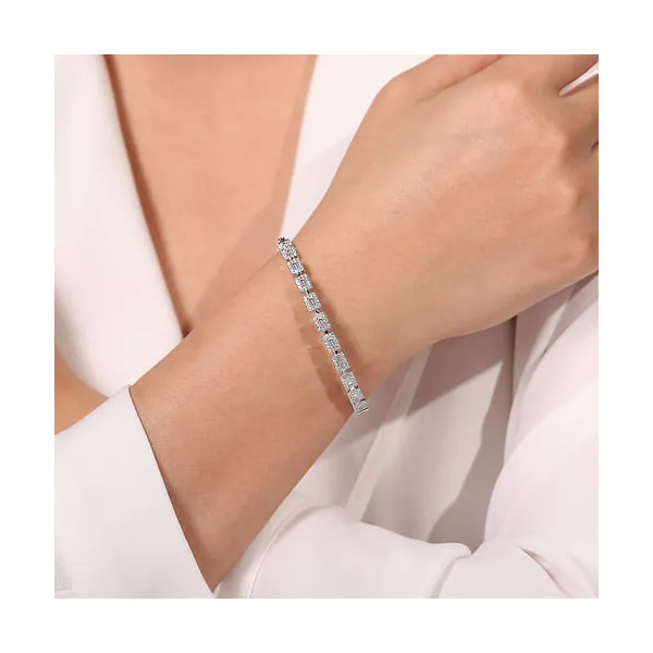 Diamond Bracelet Image 2 Quest Fine Jewelers Fairfax, VA