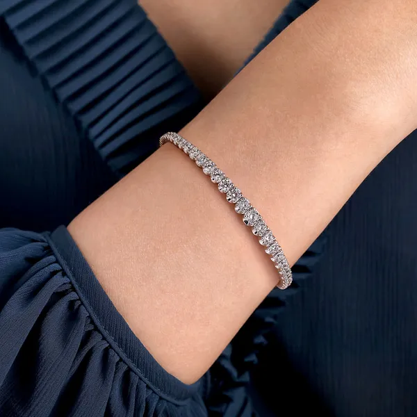 Diamond Bracelet Image 2 Quest Fine Jewelers Fairfax, VA