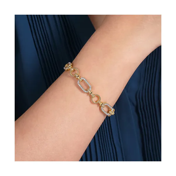 Diamond Bracelet Image 2 Quest Fine Jewelers Fairfax, VA