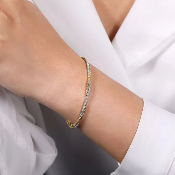 Diamond Bracelet Image 2 Quest Fine Jewelers Fairfax, VA