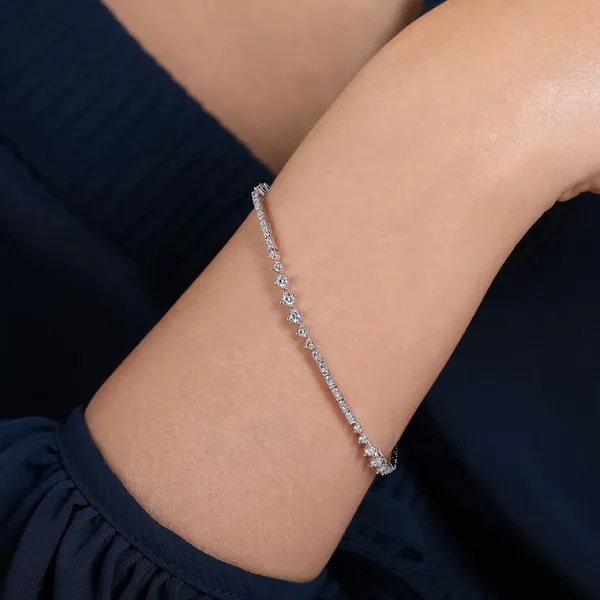 Diamond Bracelet Image 2 Quest Fine Jewelers Fairfax, VA
