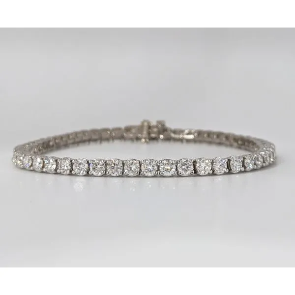 Lab Grown Diamond Bracelet Quest Fine Jewelers Fairfax, VA