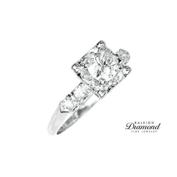 Estate 14K White Gold Vintage Diamond Engagement Ring 0.91 CTW Image 2 Raleigh Diamond Fine Jewelry Raleigh, NC