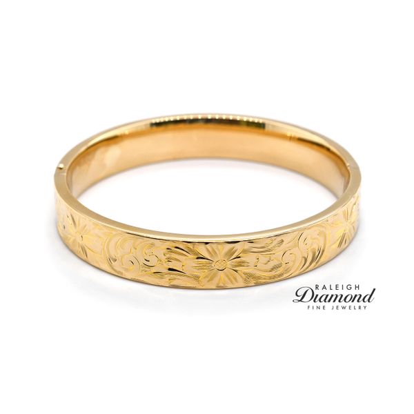 Estate 10K Yellow Gold Floral Engraved Bangle Image 2 Raleigh Diamond Fine Jewelry Raleigh, NC