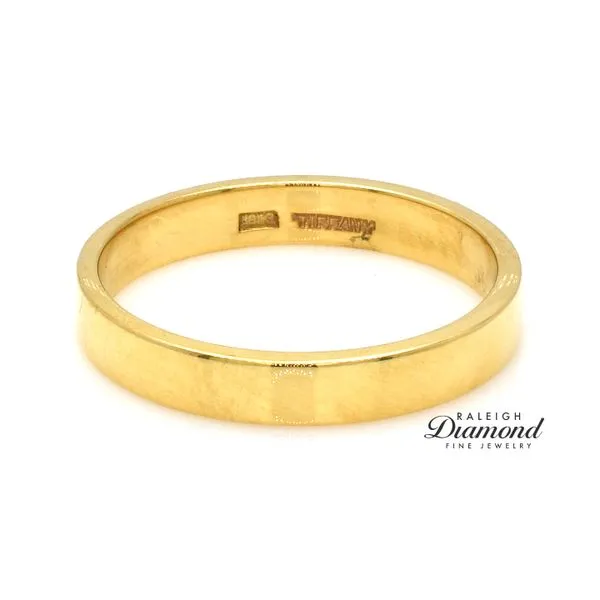 Estate Tiffany & Co. 18K Yellow Gold Vintage Barrel Cut Wedding Band Image 2 Raleigh Diamond Fine Jewelry Raleigh, NC