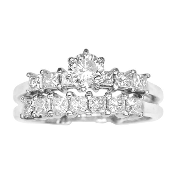 Estate Wedding Set with Round and Princess Cut Diamonds in 14k White Gold Image 2 Raleigh Diamond Fine Jewelry Raleigh, NC