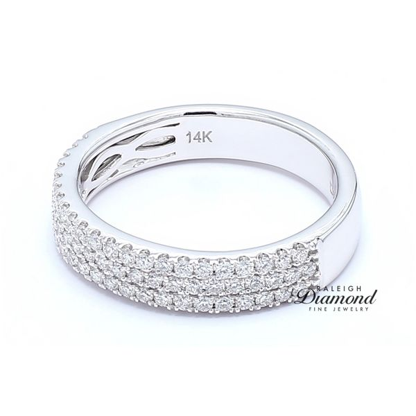 14K White Gold 0.53ctw Diamond Wedding Band Image 2 Raleigh Diamond Fine Jewelry Raleigh, NC