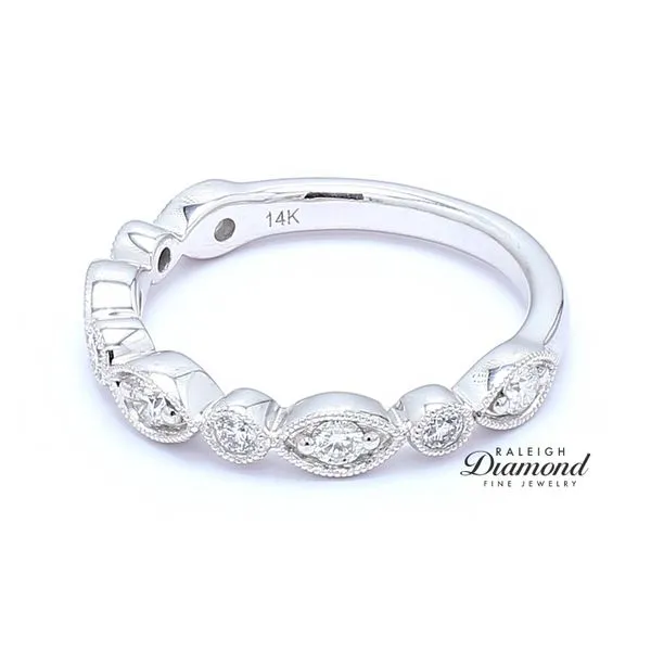 14K White Gold 0.34ctw Vintage Style Diamond Wedding Band Image 2 Raleigh Diamond Fine Jewelry Raleigh, NC