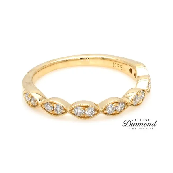 Diamonds Forever USA Vintage Style Diamond Wedding Band 14k Yellow Gold 0.25cttw Image 3 Raleigh Diamond Fine Jewelry Raleigh, NC