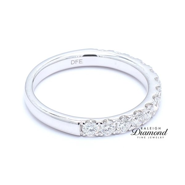 14K White Gold 0.78ctw Classic Diamond Wedding  Band Image 3 Raleigh Diamond Fine Jewelry Raleigh, NC