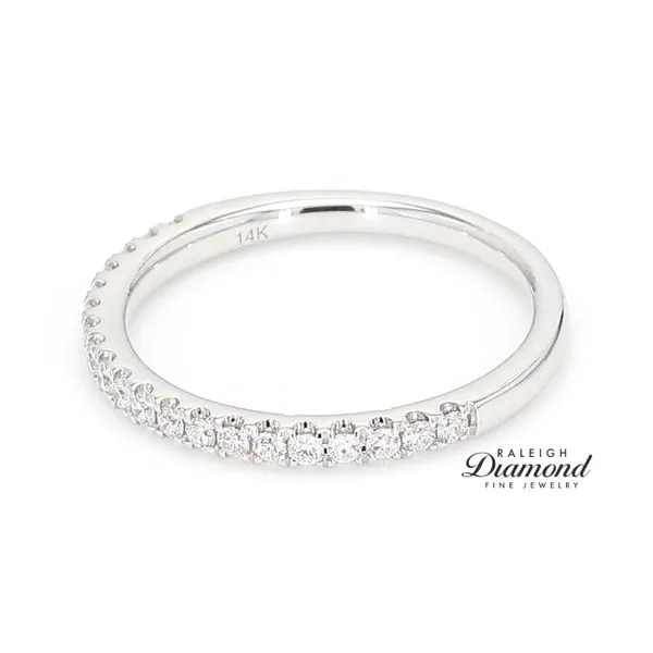14K White Gold  0.25ctw Diamond Wedding Band Image 2 Raleigh Diamond Fine Jewelry Raleigh, NC