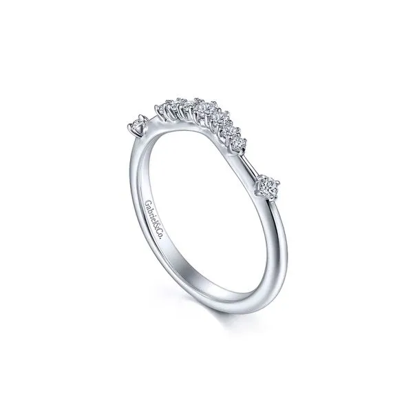 14K White Gold 0.196ctw Diamond Curved Band Size 6.25 Image 2 Raleigh Diamond Fine Jewelry Raleigh, NC
