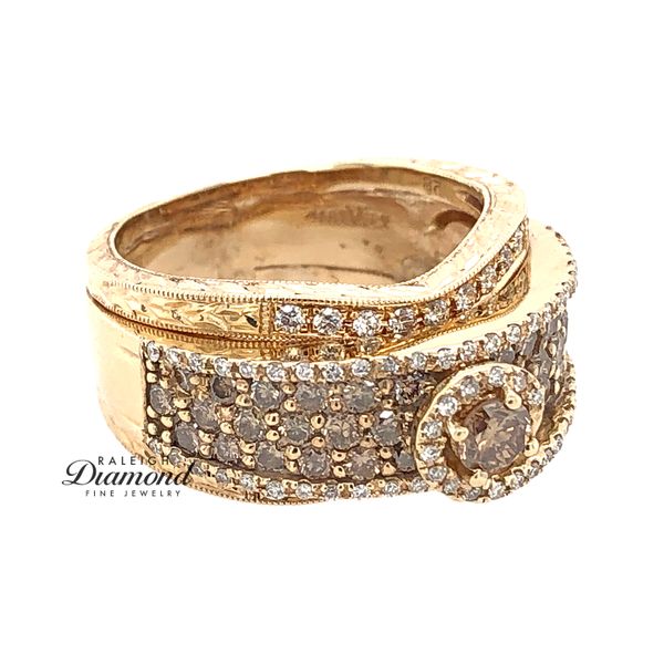 Estate Le Vian 14K Yellow Gold Ring with Chocolate and Vanilla Diamonds in Honey Image 2 Raleigh Diamond Fine Jewelry Raleigh, NC