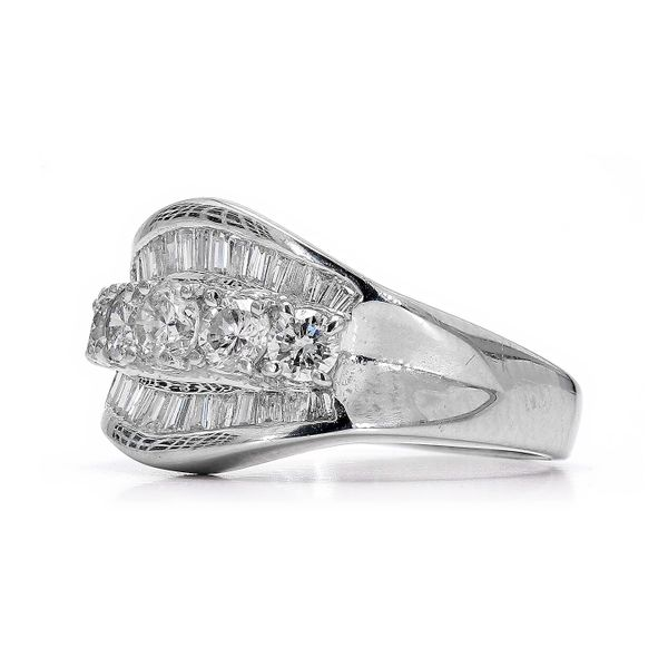 Estate Platinum 1.00ctw RBC Diamond Ring Size 6.0 Image 2 Raleigh Diamond Fine Jewelry Raleigh, NC