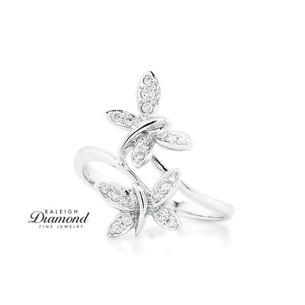 Estate Diamond Butterfly Ring 18k White Gold 0.19cttw Raleigh Diamond Fine Jewelry Raleigh, NC