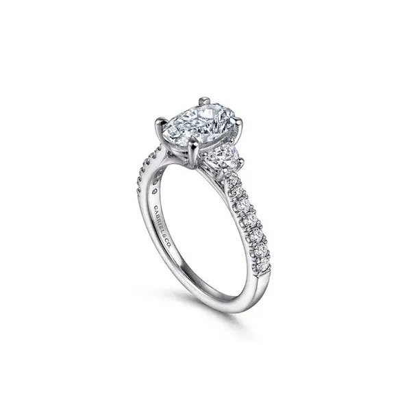 14K White Gold 0.57ctw G-H/SI+ Diamond Engagement Ring OVL 3-Stone Semi-Mount Raleigh Diamond Fine Jewelry Raleigh, NC