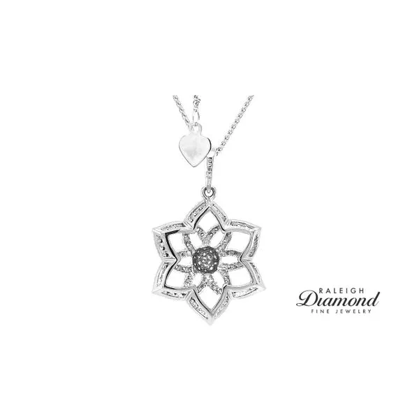 Estate 14K White Gold Palladium Flower Pendant With Diamonds Image 2 Raleigh Diamond Fine Jewelry Raleigh, NC