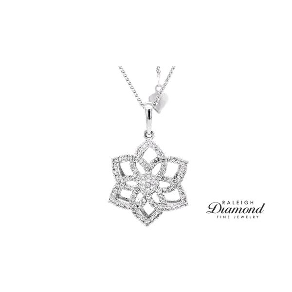 Estate 14K White Gold Palladium Flower Pendant With Diamonds Raleigh Diamond Fine Jewelry Raleigh, NC