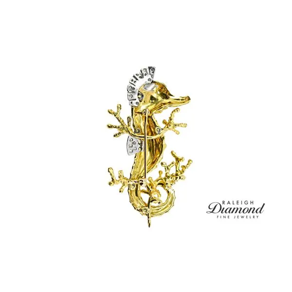 Estate 18K Yellow Gold Seahorse Pin with Diamonds & Enamel Image 2 Raleigh Diamond Fine Jewelry Raleigh, NC