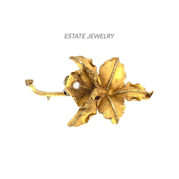Estate 18K Yellow Gold Vintage Flower Brooch with Pearl Raleigh Diamond Fine Jewelry Raleigh, NC