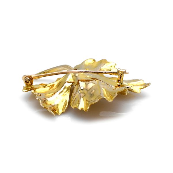 Estate 14K Yellow Gold 0.10ctw Diamond Wine Leaf Brooch Image 2 Raleigh Diamond Fine Jewelry Raleigh, NC