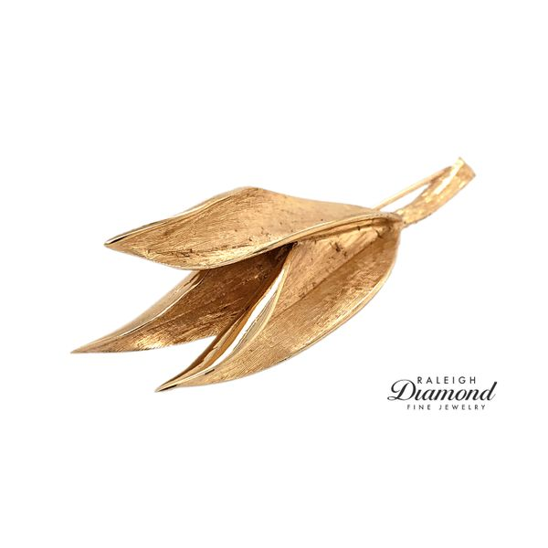 Estate 14K Yellow Gold Triple Leaf Pin Brushed & Polished Image 4 Raleigh Diamond Fine Jewelry Raleigh, NC
