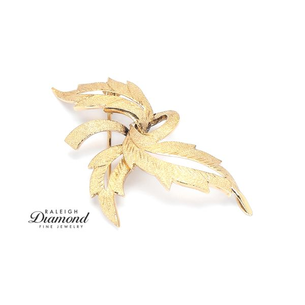 Estate 18K Yellow Gold Entwined Leaves Brooch Image 2 Raleigh Diamond Fine Jewelry Raleigh, NC