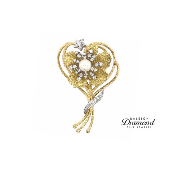 Estate 18K Yellow Gold Vintage Flower Brooch with Pearl & Diamonds Raleigh Diamond Fine Jewelry Raleigh, NC