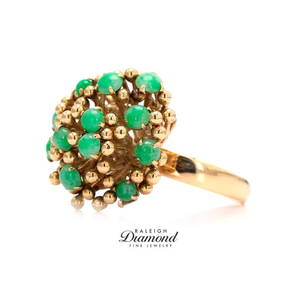 Estate 14K Yellow Gold Jade Cabochon Cluster Ring Size 6.5 Image 2 Raleigh Diamond Fine Jewelry Raleigh, NC