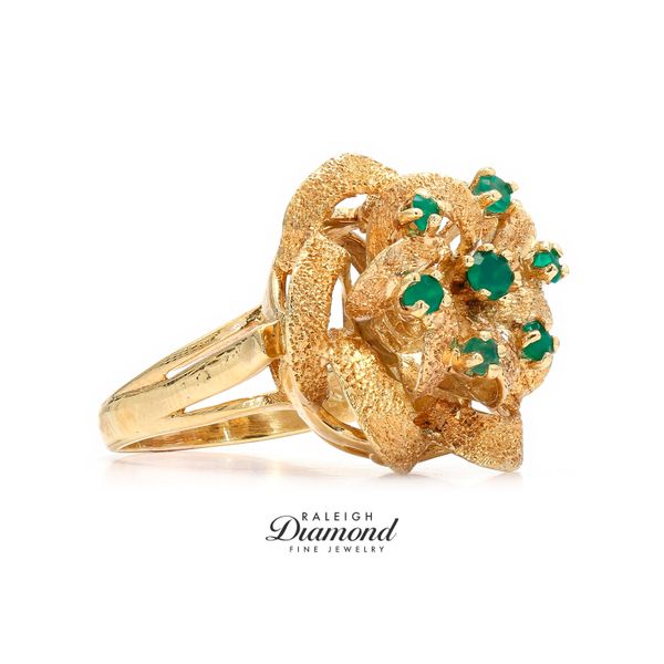 Estate 14K Yellow Gold Emerald Cocktail Ring Size 6.5 Image 3 Raleigh Diamond Fine Jewelry Raleigh, NC