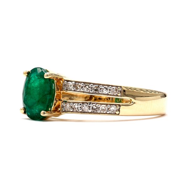 Estate 14K Yellow Gold Emerald & Diamond Accent Ring Image 2 Raleigh Diamond Fine Jewelry Raleigh, NC