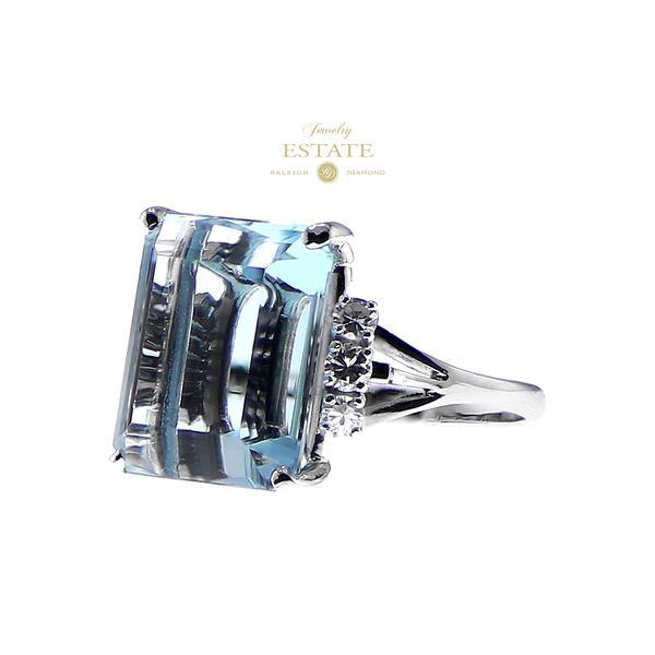 Estate 14K White Gold Octagon Blue Aquamarine Diamond GIA Certified Ring Sz 6.5 Image 2 Raleigh Diamond Fine Jewelry Raleigh, NC