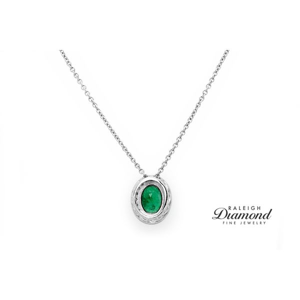 14K White Gold 1.01ctw Emerald & Diamond Pendant / Necklace Image 2 Raleigh Diamond Fine Jewelry Raleigh, NC