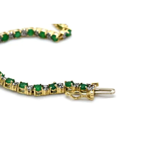 Estate 14K Yellow Gold Tennis Bracelet with Emeralds and Diamonds Image 2 Raleigh Diamond Fine Jewelry Raleigh, NC