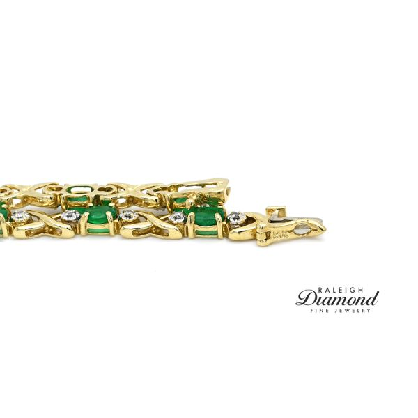 Estate 14K Yellow Gold Bracelet with Emeralds and Diamonds Image 4 Raleigh Diamond Fine Jewelry Raleigh, NC