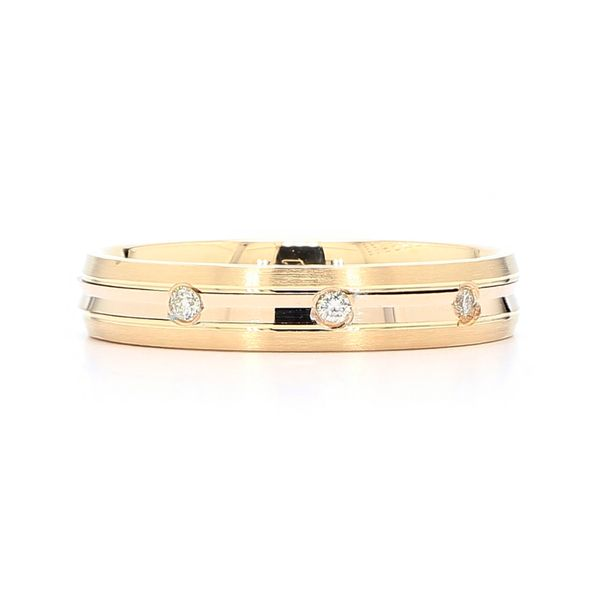 14K Yellow Gold 0.10ctw Satin Beveled with Polished Center 3 Diamond Men's Band Raleigh Diamond Fine Jewelry Raleigh, NC