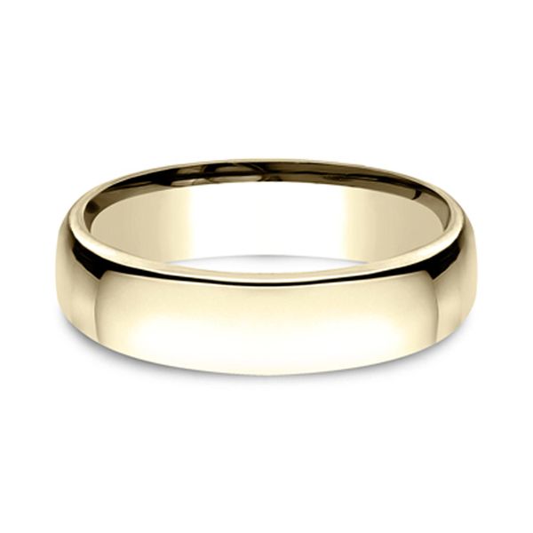 18K Yellow Gold Light Comfort-Fit 5.5mm Polished Wedding Band Size 9.5 Image 2 Raleigh Diamond Fine Jewelry Raleigh, NC