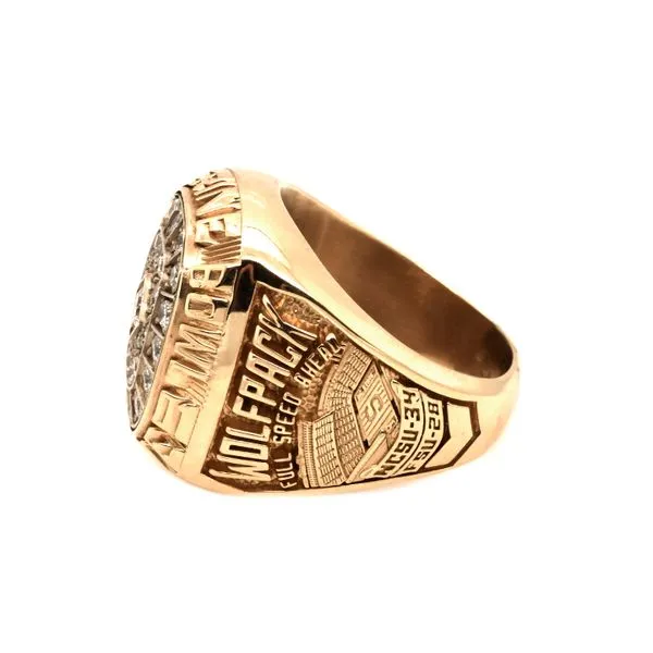 Estate 10K Yellow Gold CZ Men's NC State Men's Class Fashion Ring Size 14 Image 3 Raleigh Diamond Fine Jewelry Raleigh, NC