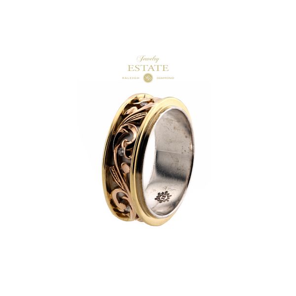 Estate Designer Jacob Snow 18K White Yellow & Rose Gold 0.10ctw F-G/SI Scroll 6-Diamond Men's Fashion Ring Sz 10 Image 2 Raleigh Diamond Fine Jewelry Raleigh, NC