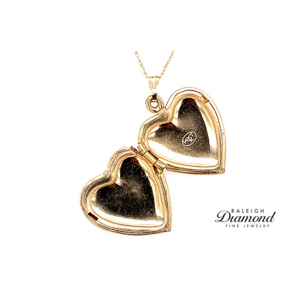 Estate 14K Yellow Gold Heart Locket Pendant Image 3 Raleigh Diamond Fine Jewelry Raleigh, NC