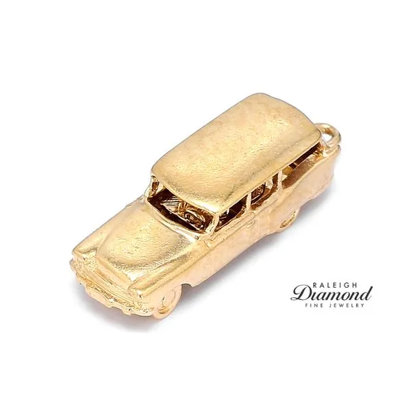 14K Yellow Gold Classic Car Station Wagon Pendant Image 2 Raleigh Diamond Fine Jewelry Raleigh, NC