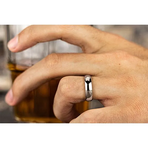 Platinum Light Comfort-Fit 6.0mm Polished Wedding Band Size 9 Image 3 Raleigh Diamond Fine Jewelry Raleigh, NC